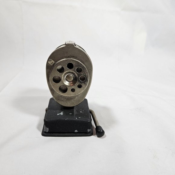 Boston Vacuum Mount Vintage Pencil Sharpener - Picture 4 of 7
